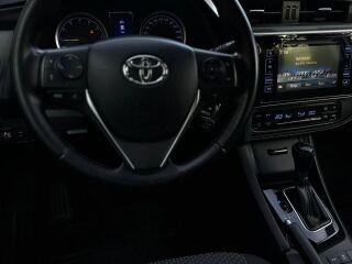 Toyota Corolla Facelift 1.6 97kW
