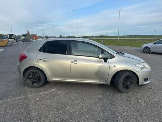 Toyota Auris 1.4 66kW