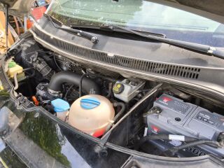 Volkswagen Caravelle 2.0 103kW