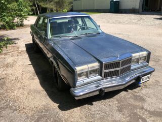 Dodge Diplomat SE 5.2 Mopar 318 V8 105кВ