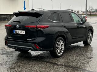 Toyota Highlander Executive 2.5 140кВ