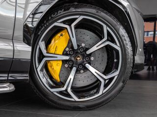 Lamborghini Urus 4.0 V8 478kW