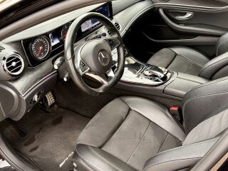 Mercedes-Benz E 220 AMG Package 2.0 R4 CDI 143kW