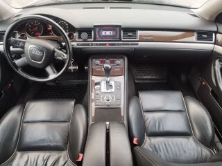 Audi A8 6.0 W12 331kW