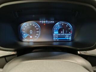 Volvo V60 B3 KERS MY22 2.0 120kW