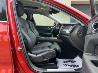 Volvo XC60 Intelli Safe Pro MY21 2.0 B4 KERS MILD Kerghübriid 145kW