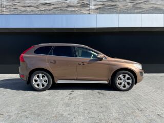 Volvo XC60 2.4 158kW