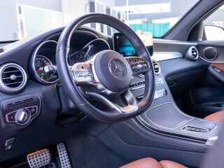 Mercedes-Benz GLC 200 2.0 145kW