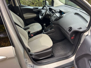 Ford Tourneo Courier 1.6 70kW