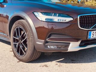Volvo V90 Cross Country D4 2.0 140kW