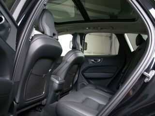 Volvo XC60 AWD PLUS DARK INTELLI SAFE PRO MY24 2.0 B4 KERS Mild Hybrid 145kW