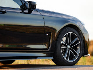 BMW 745 3.0 210kW