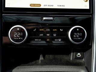 Land Rover Discovery R-DYNAMIC 3.0 183kW