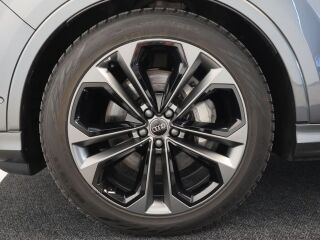 Audi Q7 S Line Quattro 50 TDI V6 3.0 V6 210kW