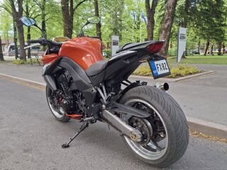 Kawasaki Z 1000 R4 102кВ