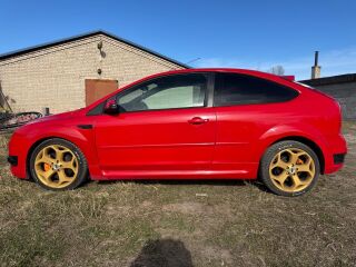 Ford Focus ST 2.5 R5 166кВ