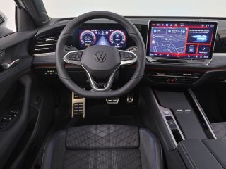 Volkswagen Passat R-Line 4Motion 2.0 142kW
