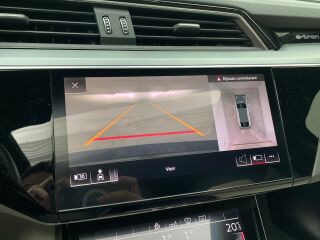 Audi e-tron Sportback 55 300kW