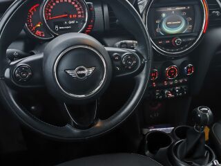 MINI Cooper 1.5 85кВ