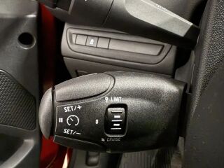 Peugeot 208 N1 1.6 55kW