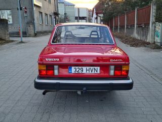 Volvo 244 DL 2.1 B21A 74kW