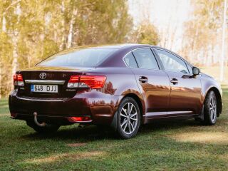 Toyota Avensis 2.0 91kW