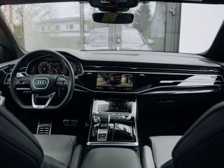 Audi Q8 Quattro S-line 3.0 170kW