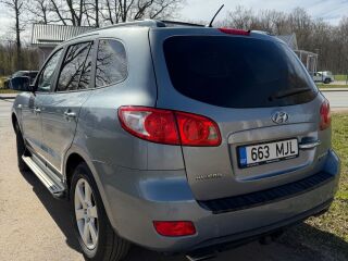 Hyundai Santa Fe 2.2 114kW