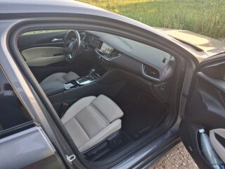 Opel Insignia 2.0 128kW