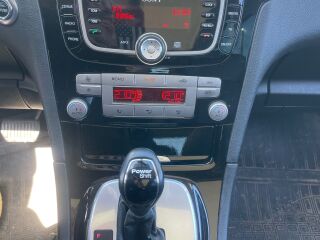 Ford S-MAX Titanium 2.0 TDCI 120кВ
