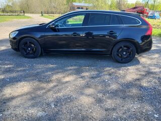 Volvo V60 MOMENTUM 2.0 D 120kW