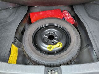 Volvo V40 1.9 R4 75kW