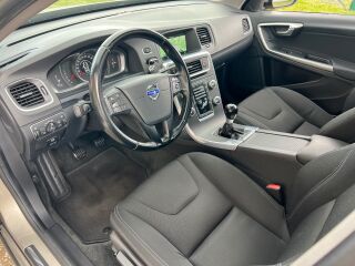 Volvo V60 2.0 Volvo D3 VIIS SILINDRIT 120kW
