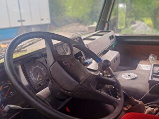 Scania P82ML 4x2LI 58PAL