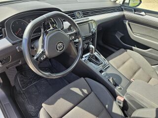 Volkswagen Passat Comfortline 1.6 tdi 88кВ