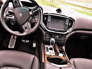 Maserati Ghibli SQ4 3.0 twin turbo 302kW