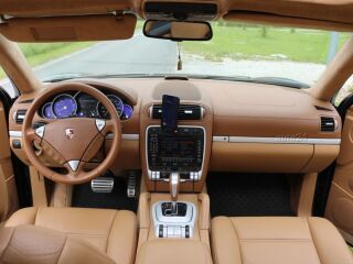 Porsche Cayenne 4.8 V8 Turbo 404kW