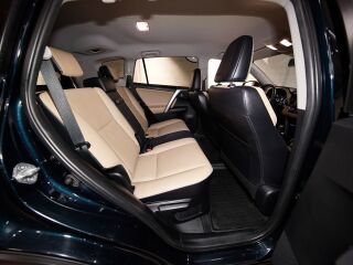 Toyota RAV4 Hybrid Premium 4W 2.5 114кВ