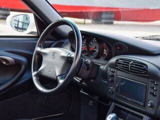Porsche 911 Carrera 3.4 B6 221kW