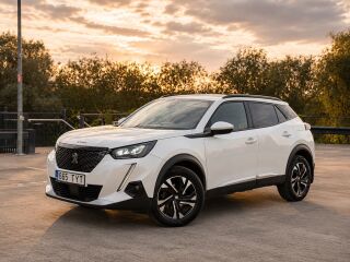 Peugeot 2008 Allure Pack Plus 1.2 PureTech 96kW