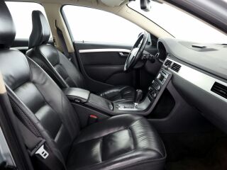 Volvo V70 Ocean Race ATM 2.4 D5 136kW