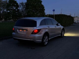 Mercedes-Benz R 320 3.0 165kW
