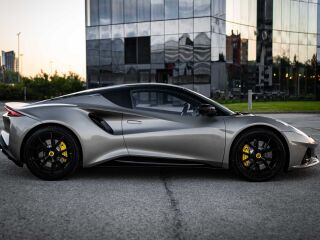 Lotus Emira First Edition 2.0 AMG 268kW