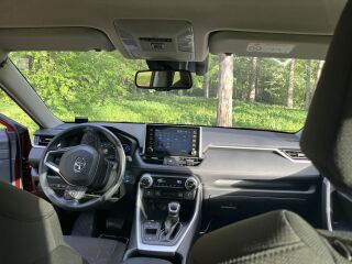 Toyota RAV4 2.5 131кВ