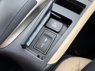 Lexus CT 200h 1.8 73кВ