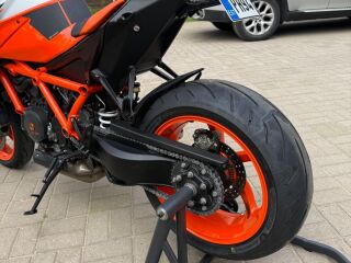 KTM 1290 Super Duke R V2 132kW