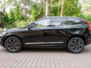 Volvo XC60 AWD Summum Intelli SAFE PRO Wntr 2.4 D4 R5 140кВ