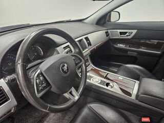 Jaguar XF 2.2 120kW