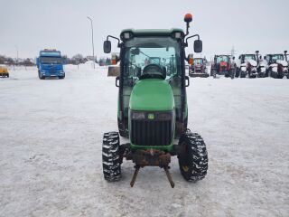 John Deere 3720