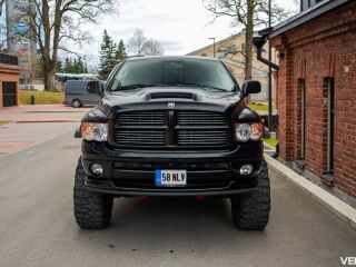 Dodge RAM 1500 4x4 Laramie 5.7 V8 257kW